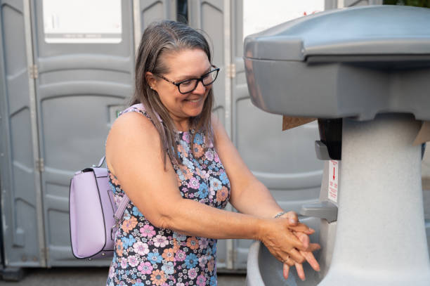 Best Emergency porta potty rental  in Oak Grove, MO